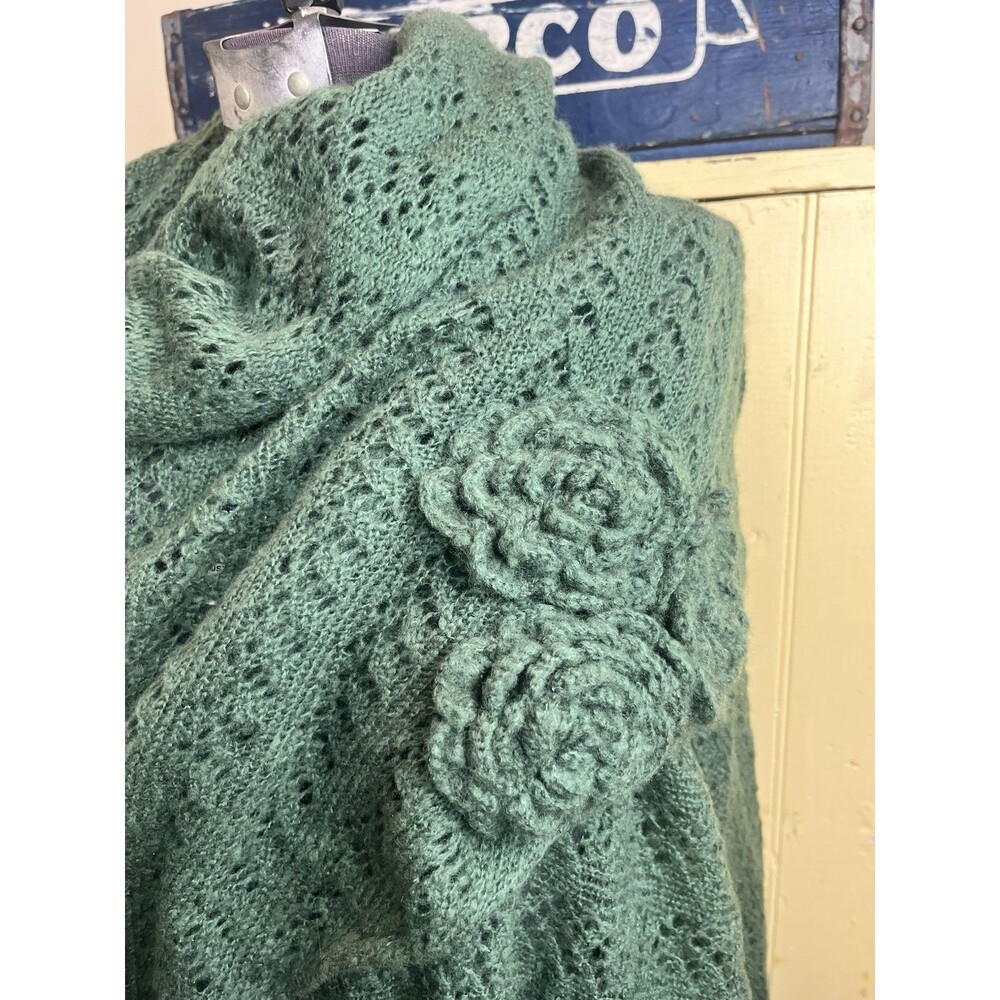 Vintage Crochet OS Handmade Shawl Wrap Poncho Sage Green Forrest Pine Cowl Neck